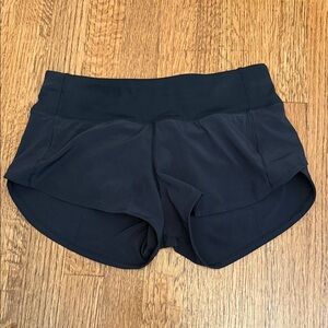 Lululemon Women's Hotty Hot Low-arise lined Black Shorts